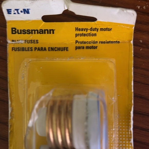 New busman 15 a fuses - Picture 4 of 6